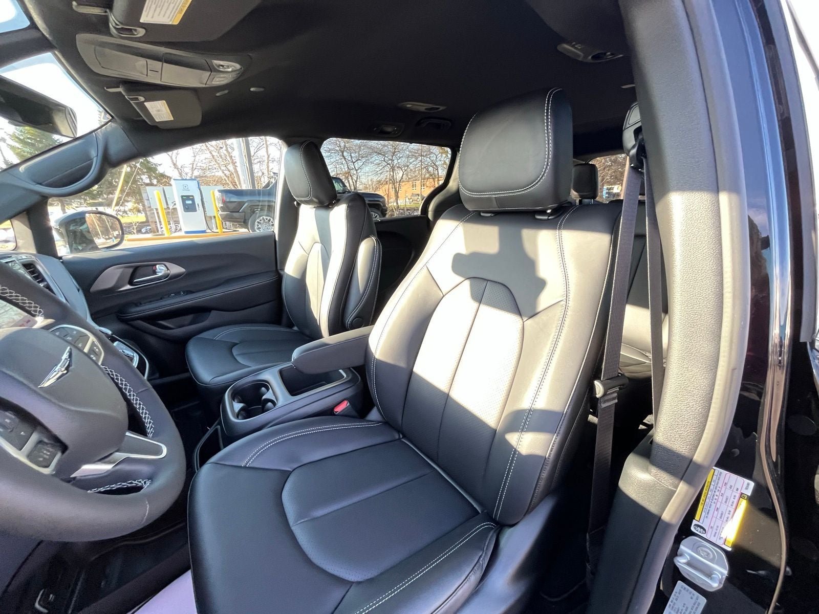 2026 Chrysler Voyager VOYAGER LX