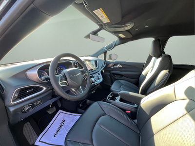 2026 Chrysler Voyager VOYAGER LX