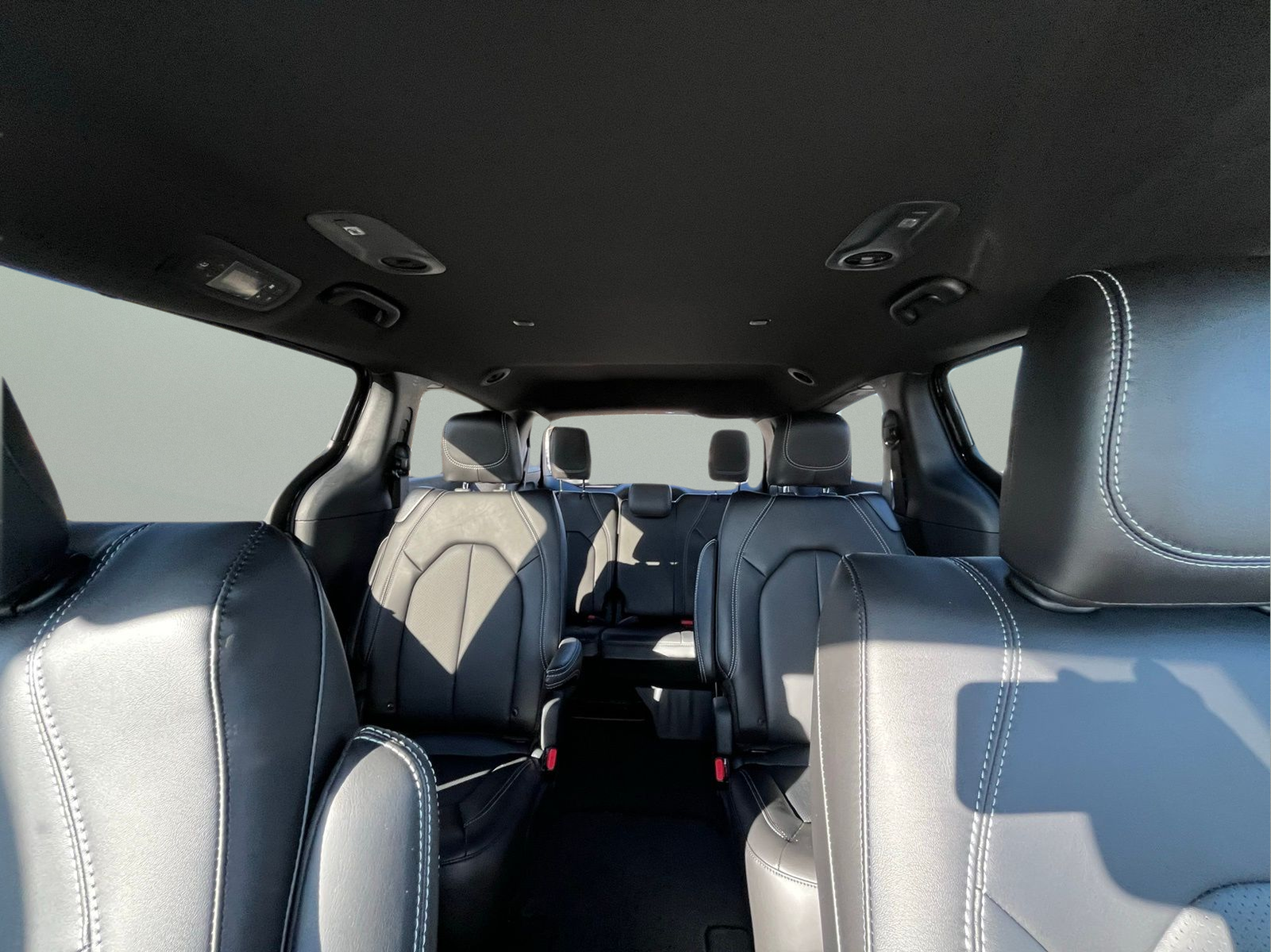 2026 Chrysler Voyager VOYAGER LX