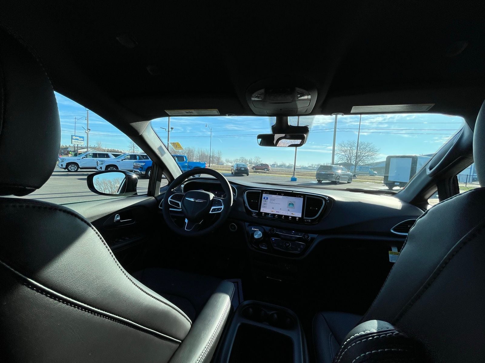 2026 Chrysler Voyager VOYAGER LX