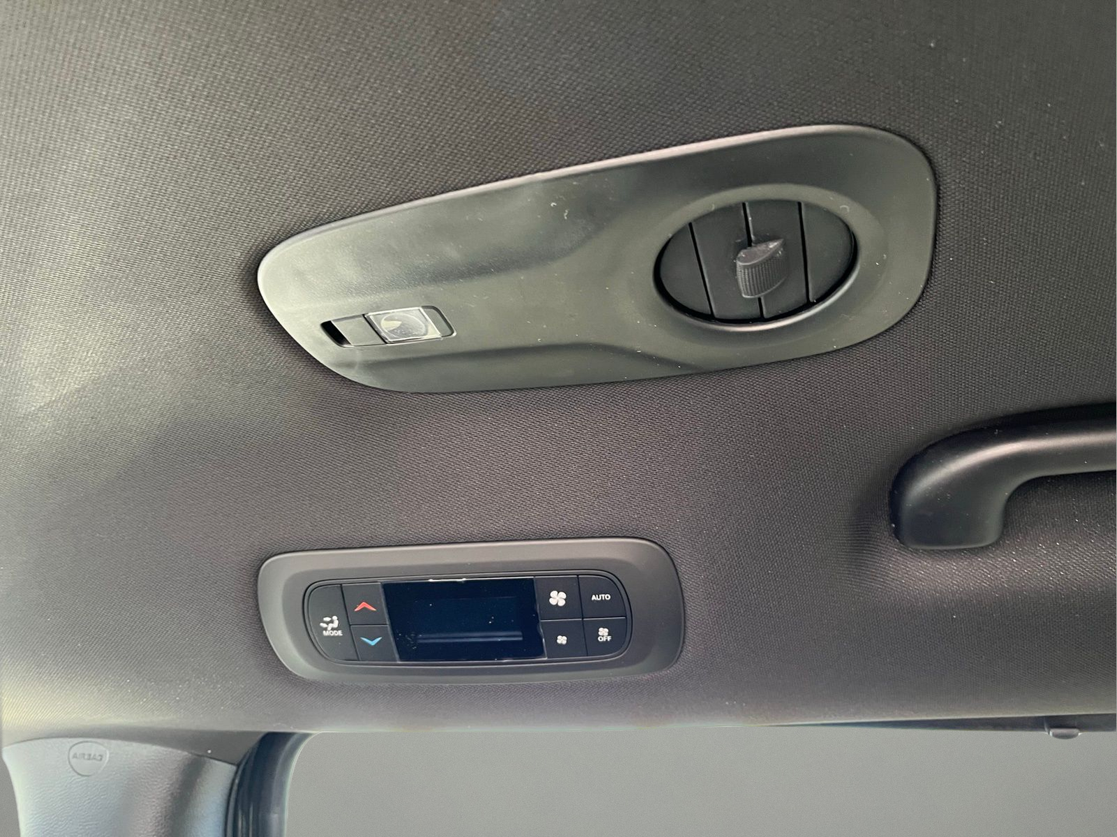 2026 Chrysler Voyager VOYAGER LX