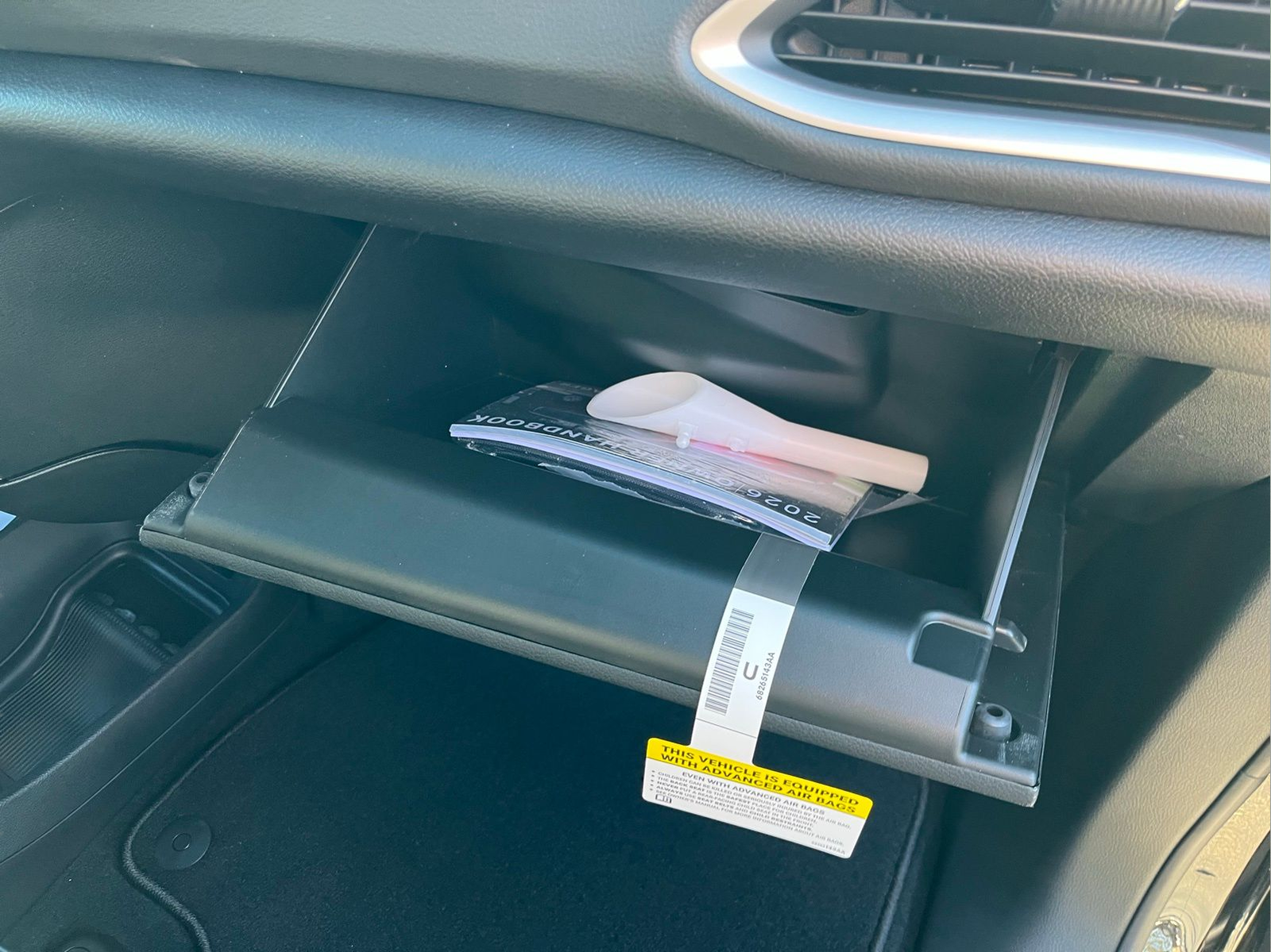 2026 Chrysler Voyager VOYAGER LX