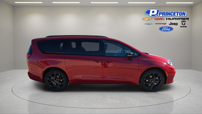 2026 Chrysler Pacifica PACIFICA LIMITED AWD